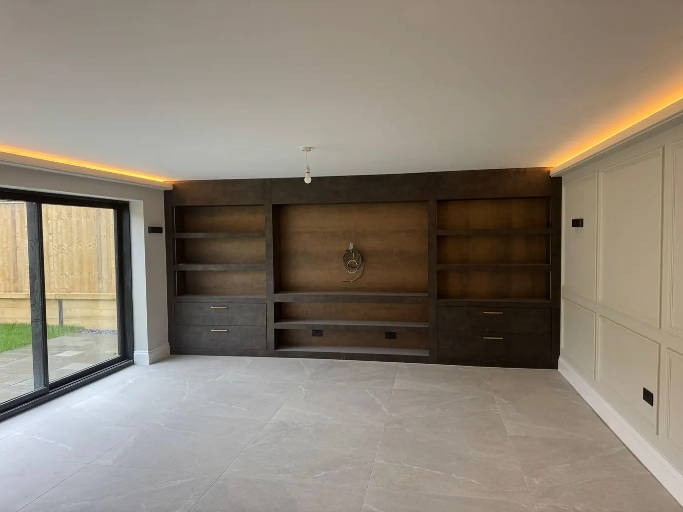 Stained walnut &middot; brass